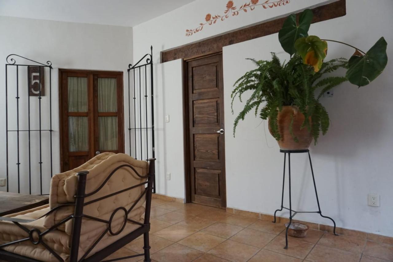 Alojamiento Jalatlaco - Car Rental! Estacionamiento En La Calle Sujeto A Disponibilidad Oaxaca Buitenkant foto